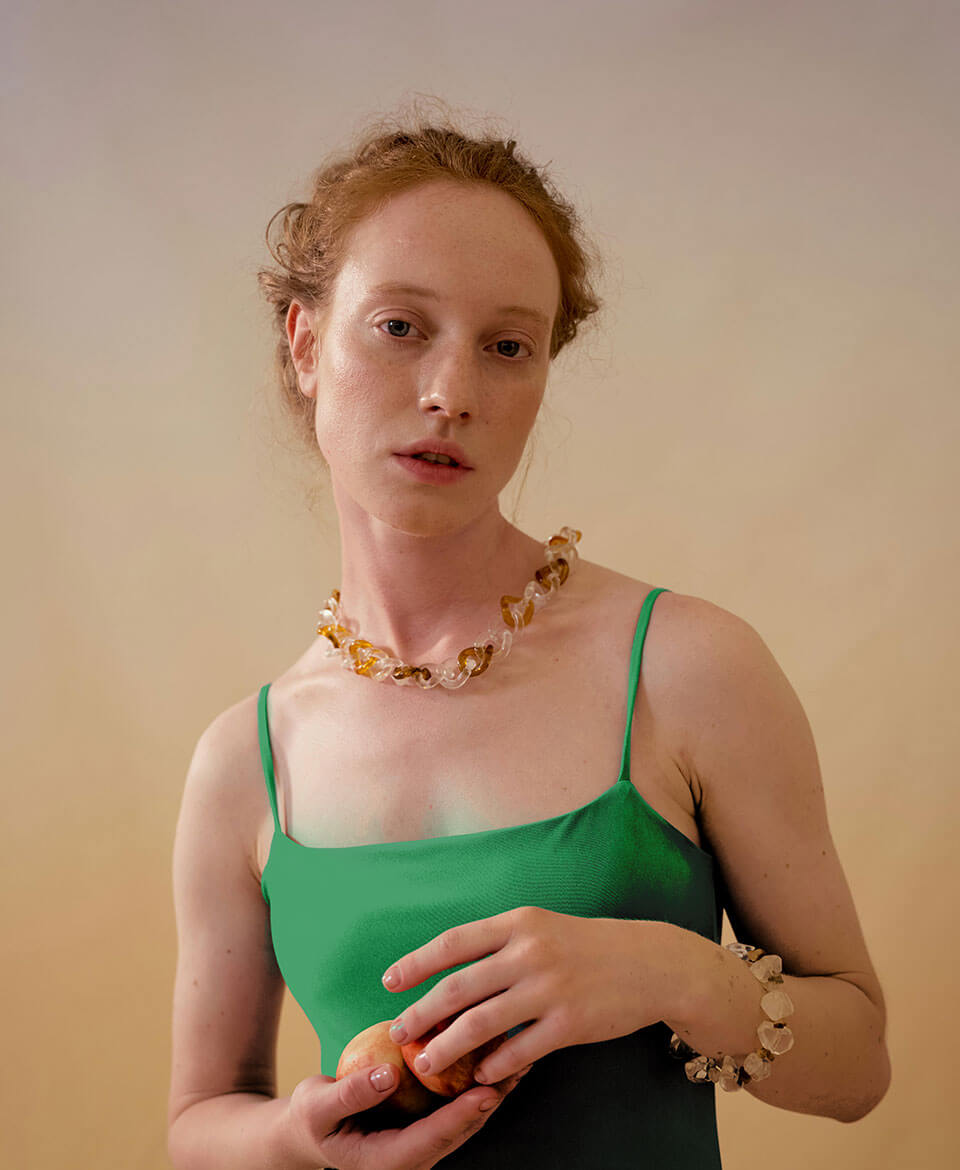 Strap vest, worn inside and outside - Image 4